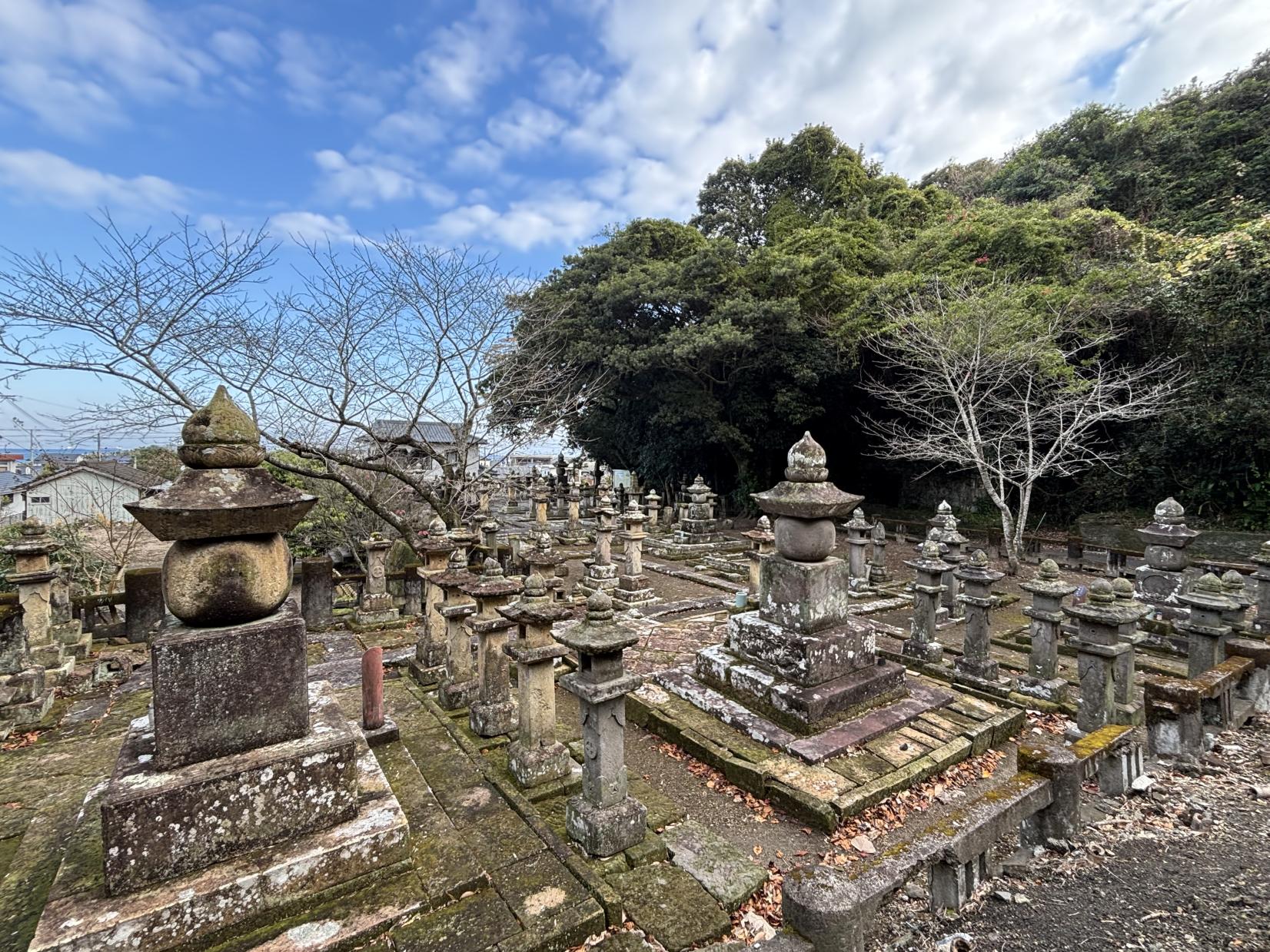 今和泉島津家墓地-1