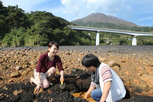 桜島　天然温泉掘り体験（有村海岸）-4