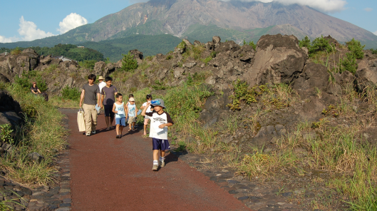 NPO法人桜島ミュージアム　桜島火山ガイドウォーク-1